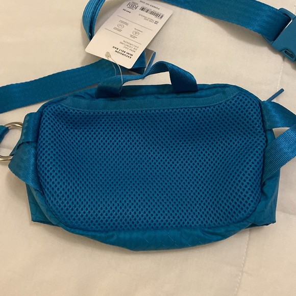 Athleta Excursion Mini Belt Bag - Picture 2 of 8
